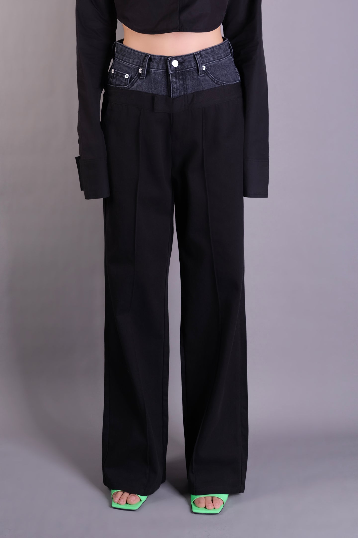 Hybrid Contrast Pants in Black