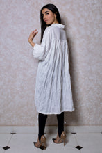 Load image into Gallery viewer, Oversized Tunic with Balloon Sleeves in White